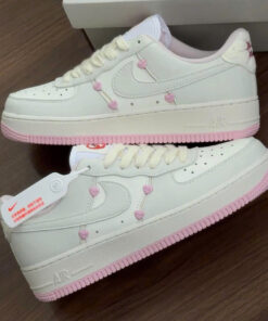 giay af1 valentine pink 2025 3