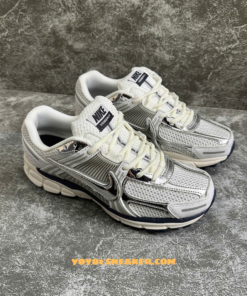 N.i.k.e Air Zoom Vomero 5 'Photon Dust Metallic Silver' Like Auth 2 5