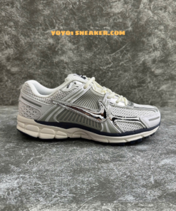 N.i.k.e Air Zoom Vomero 5 'Photon Dust Metallic Silver' Like Auth 3 6