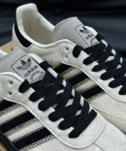 Adidas Samba OG ‘Wonder White Black Pony’ Like Auth z6398567030780 56a9577defb3706fe0600a67094651d7
