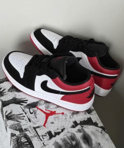 Nike Air Jordan 1 'Black Toe' 2025 gen h z6965655406860 3563fd7817255ec18d761c0c93529810