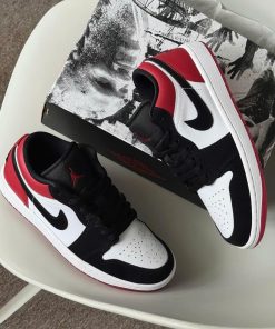 Nike Air Jordan 1 'Black Toe' 2025 gen h z6965655407158 c7f97314df429db295d07bc6d5e76d92