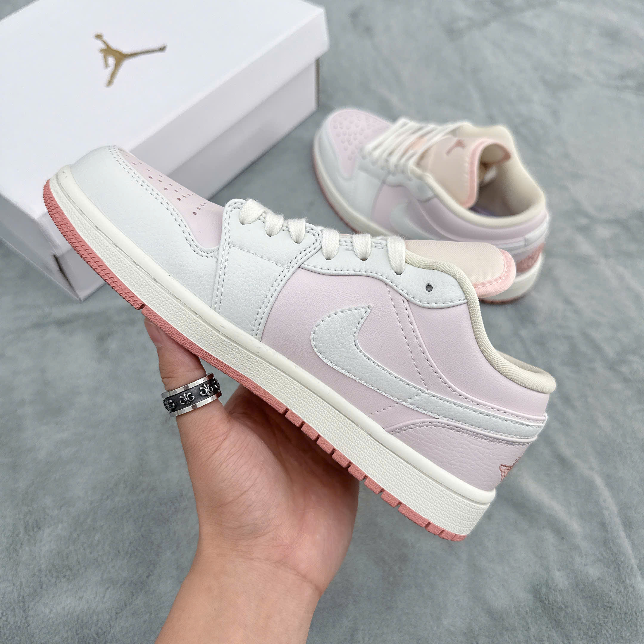 Nike Jordan 1 Low 'Pinka' Nike Jordan 1 Low 'Pinka' - Ảnh 7