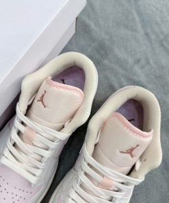 Nike Jordan 1 Low 'Pinka' gen h z7476486956840 1289018f50219392a8409d60ed91ff53