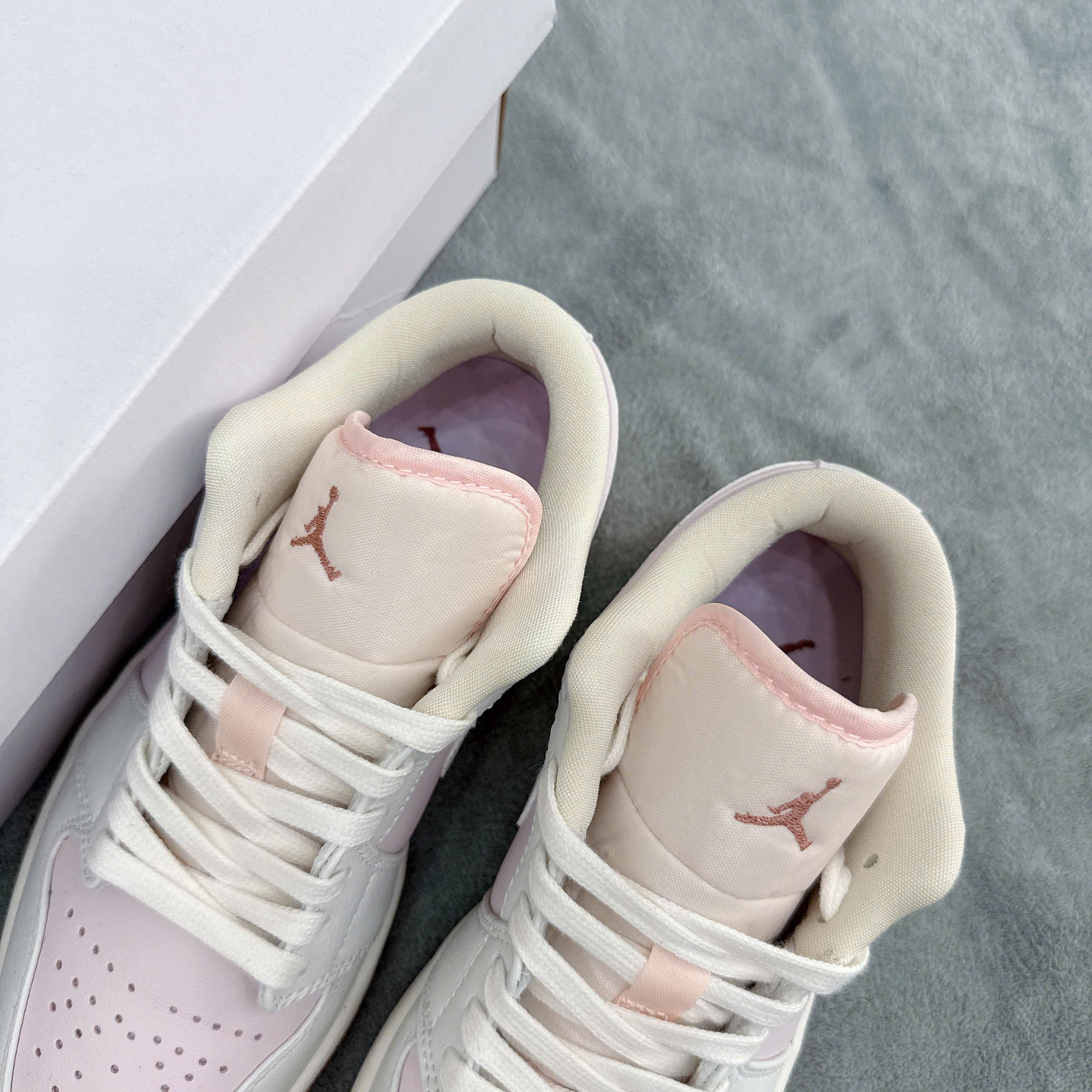Nike Jordan 1 Low 'Pinka' Nike Jordan 1 Low 'Pinka' - Ảnh 9